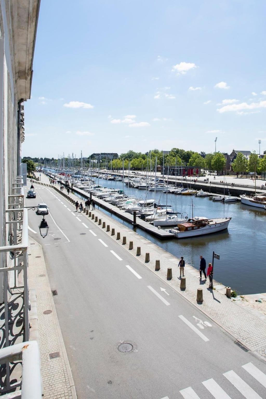 Vue Imprenable Sur Le Port, Charmant Et Clair! วานส์ ภายนอก รูปภาพ